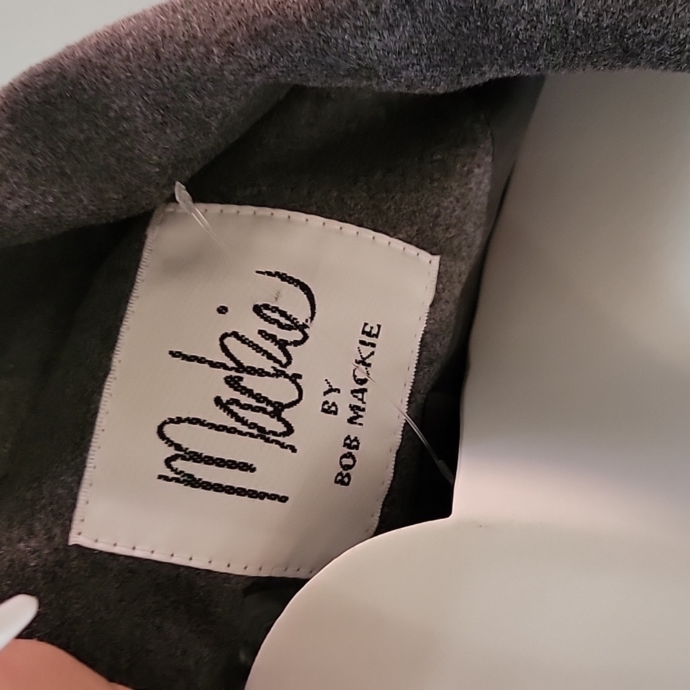 Bob Mackey Gray Blazer With Single Button Closure - image 3